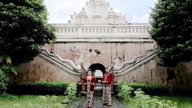 Rekomendasi 16 Spot Romantis Lokasi Foto Prewedding di jogja