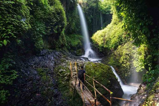 Curug Tilu Leuwi Opat