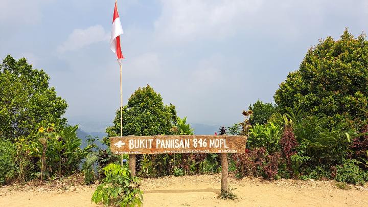 Bukit Paniisan Bogor