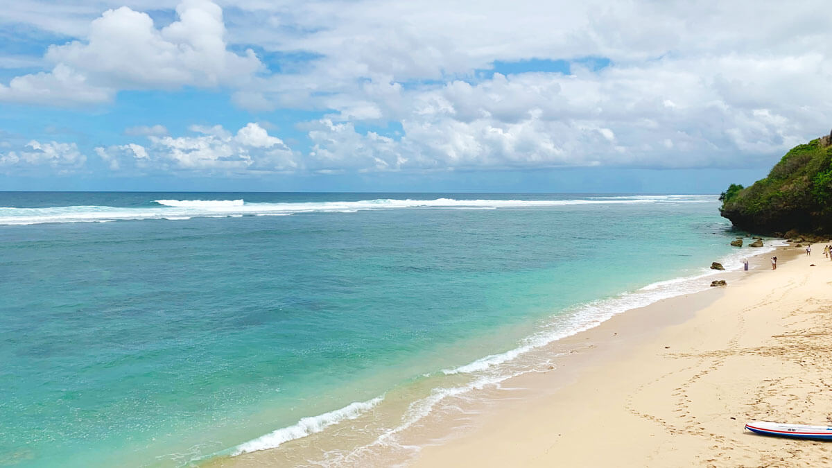 Pantai Gunung Payung