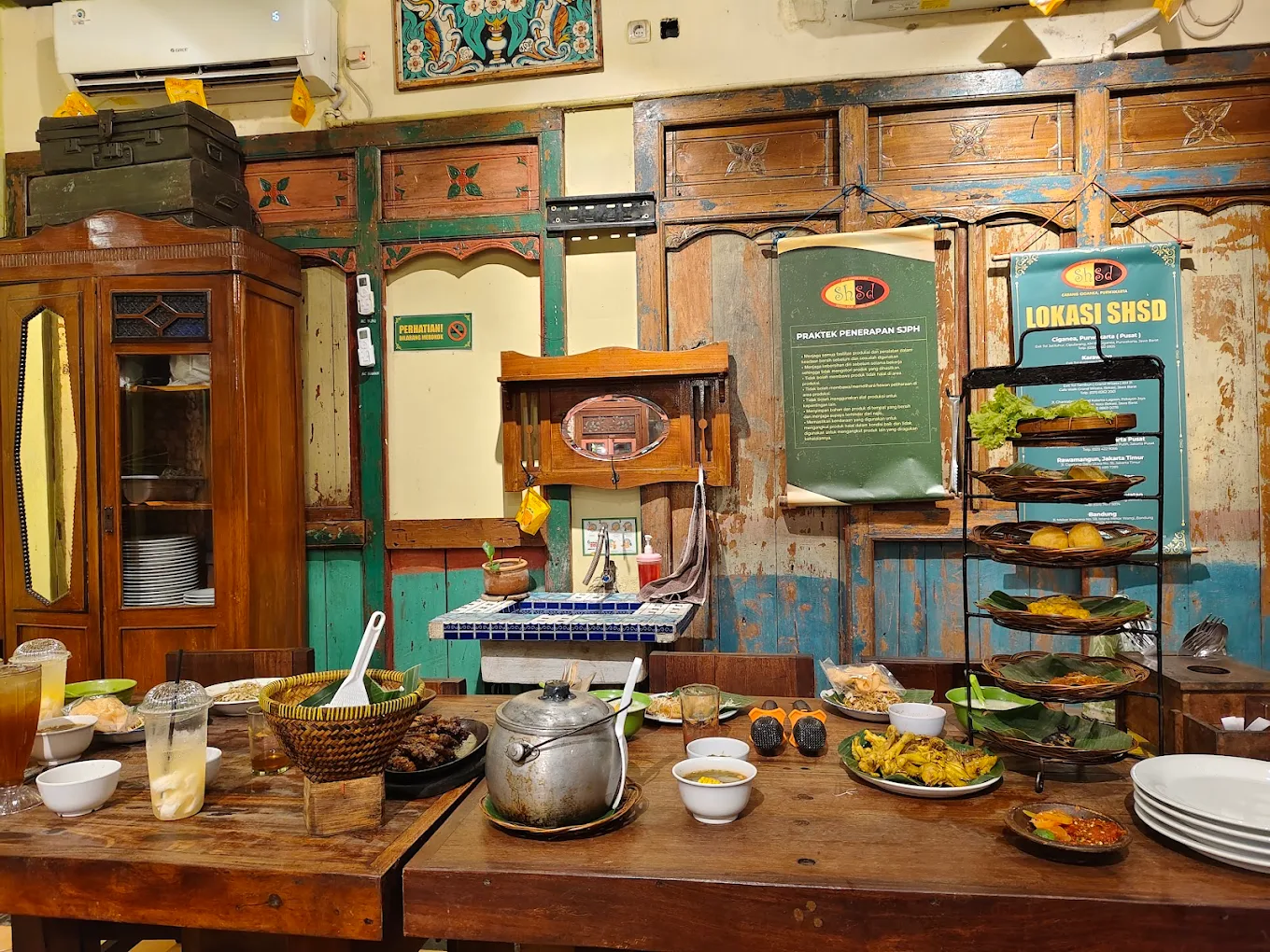 SHSD Grand Wisata Bekasi, Resto Sunda Nyaman dengan Konsep Tradisional Asri