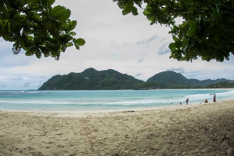 25 Tempat Wisata Aceh Besar yang Wajib Dikunjungi, dari Pantai hingga Gunung