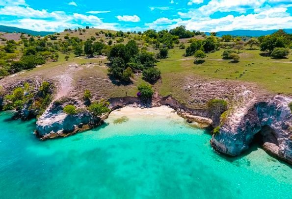 Bukit Lamreh Aceh, Pesona Bukit Eksotis dengan Panorama Laut Biru yang Memikat