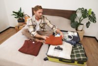 Cara Packing Baju di Koper Biar Bisa Muat Lebih Banyak, Mau Tahu