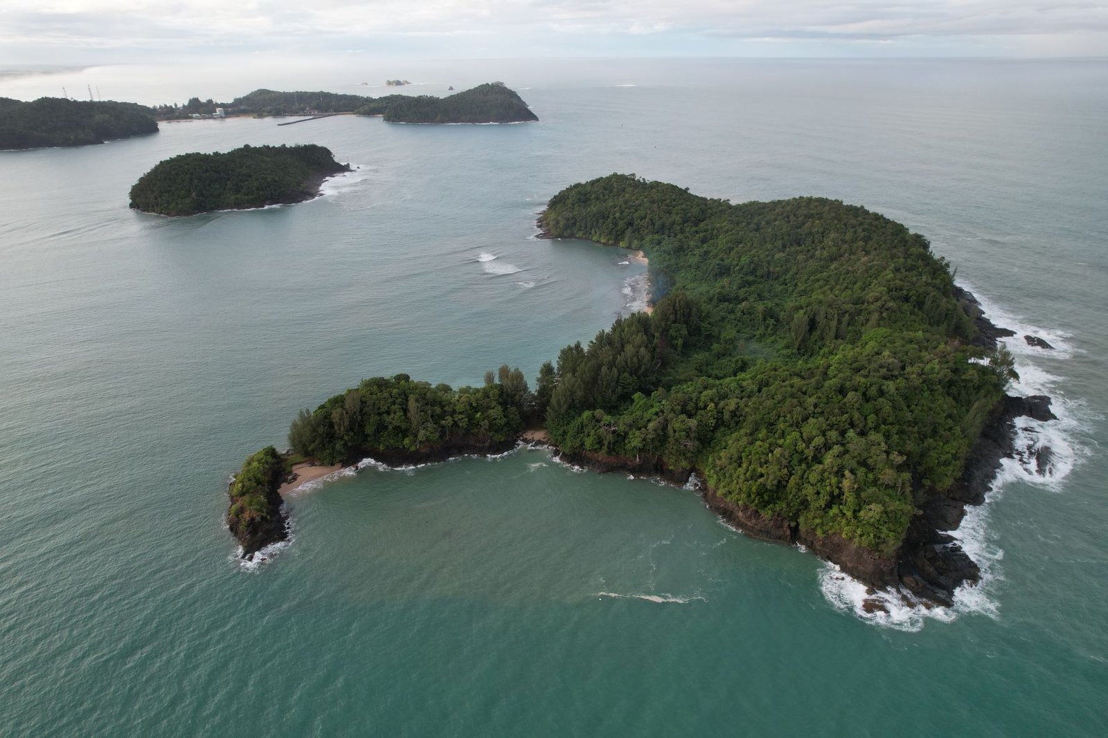 Pulau Reusam Aceh Jaya, Surga Pasir Putih dengan Pesona Snorkeling dan Diving