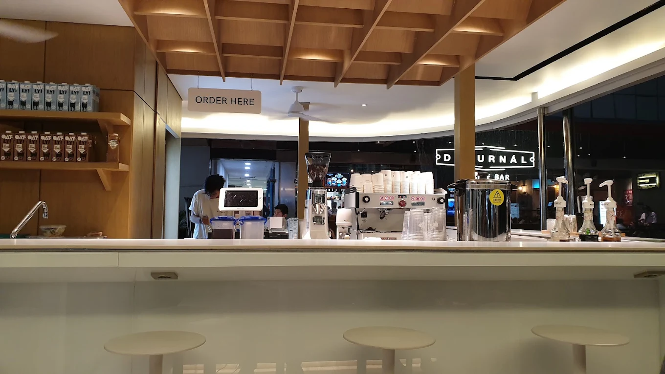 5 Coffee Shop di Pasaraya Blok M yang Nyaman untuk Nongkrong dan WFC, Ada Bagel Coffee Company hingga Tanamera