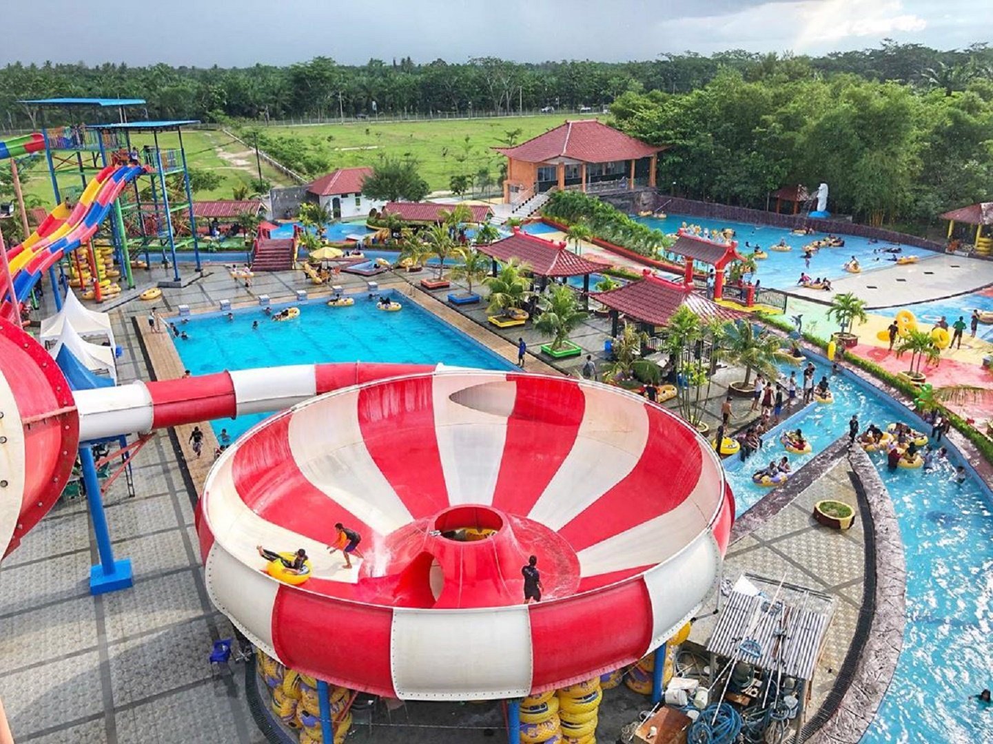 Singapore Land Waterpark Batu Bara - Harga Tiket, Jam Buka, dan Wahana