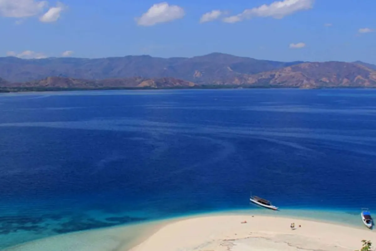 Danau Tana Bara Aceh Singkil